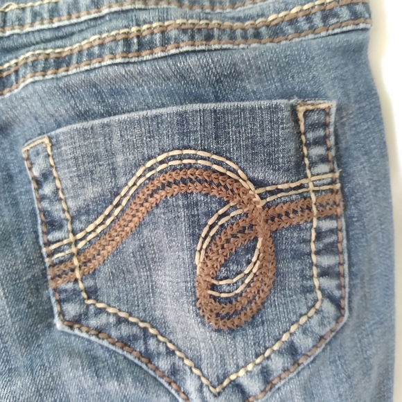 See Thru Soul Jeans Womens Size 31 Embroidered Med Wash Straight Leg - Picture 5 of 7